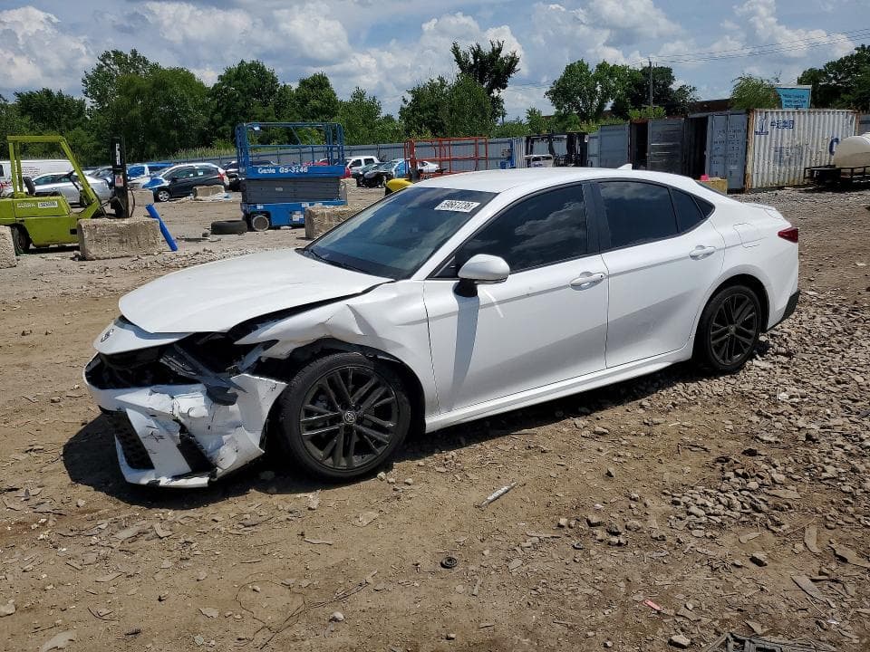 2025 TOYOTA CAMRY SE - 1