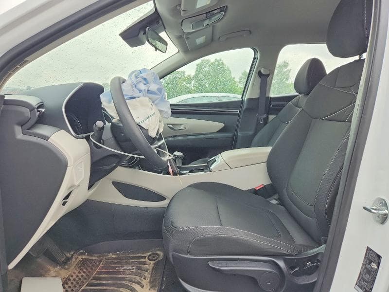 2024 HYUNDAI TUCSON SE 7