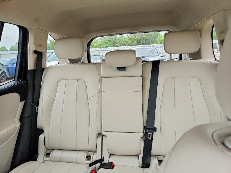 2020 MERCEDES-BENZ GLB 250 10