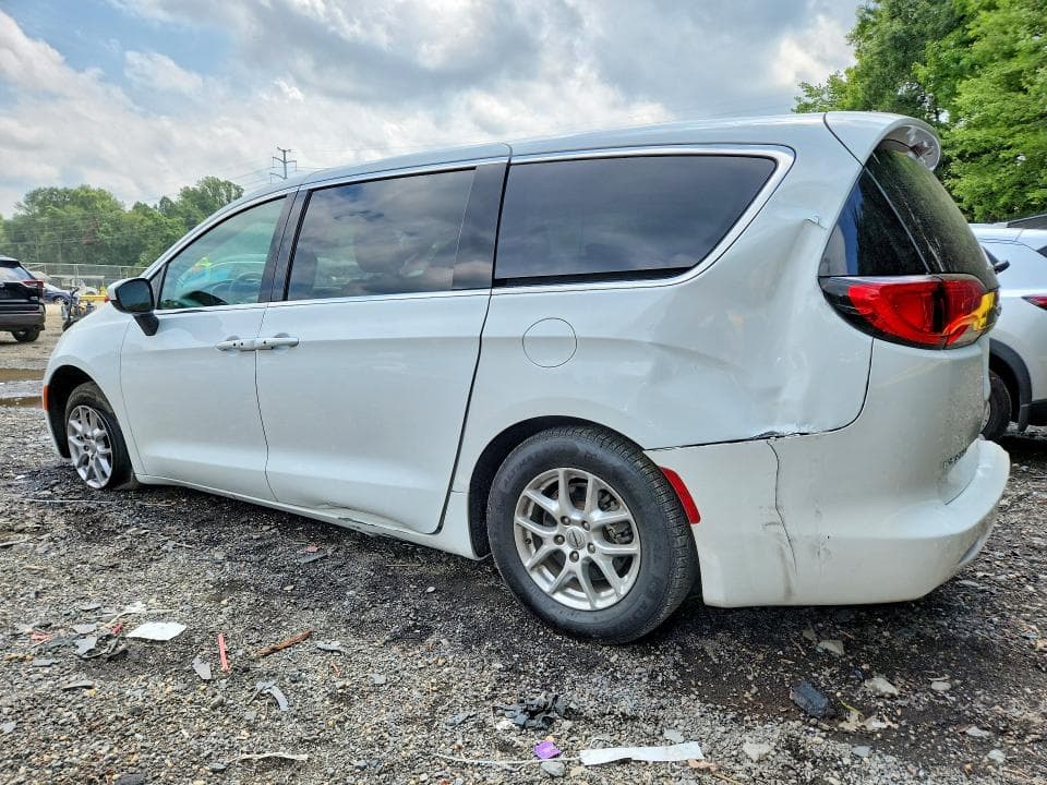 2023 CHRYSLER VOYAGER LX 2