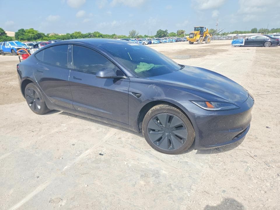 2025 TESLA MODEL 3 4