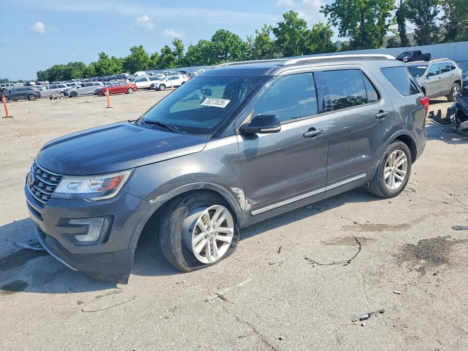 2017 FORD EXPLORER XLT - 1
