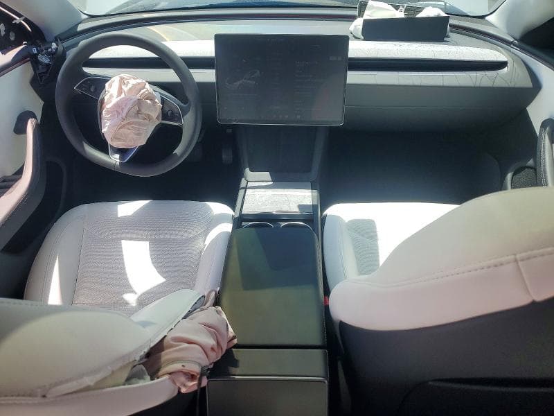 2026 TESLA MODEL 3 8