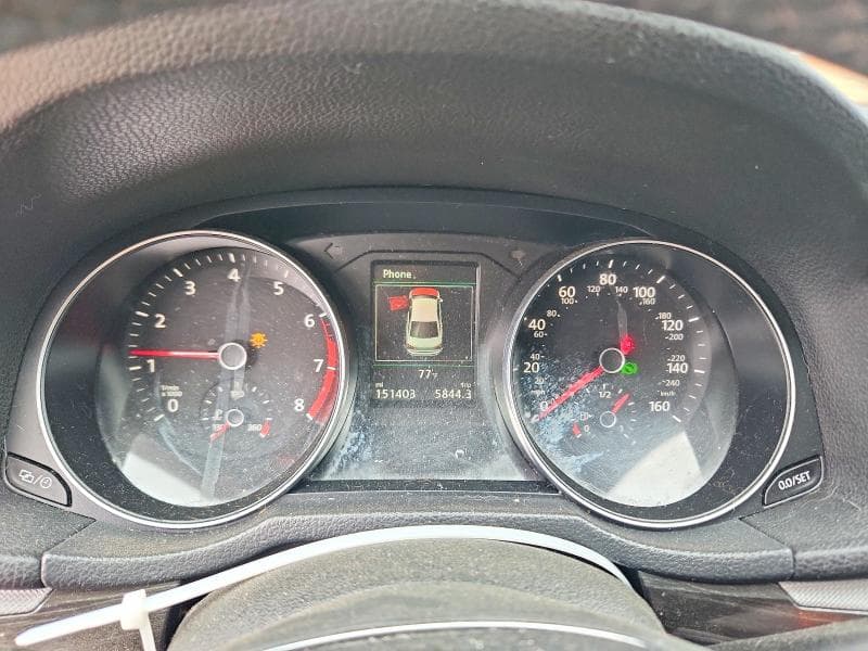 2018 VOLKSWAGEN PASSAT SE 9