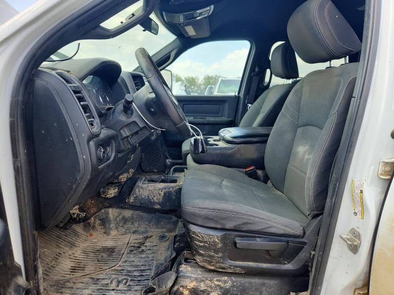 2023 RAM 2500 TRADESMAN 7