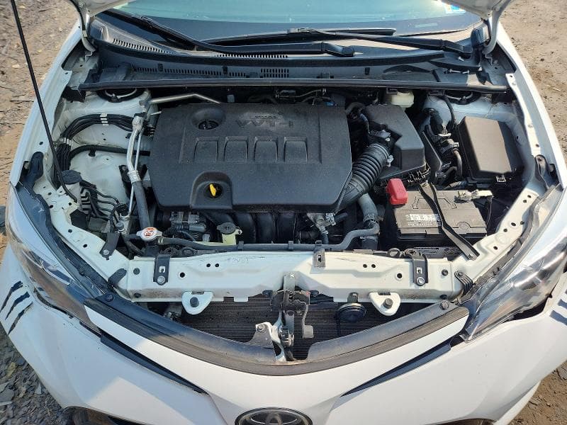 2017 TOYOTA COROLLA SE 11