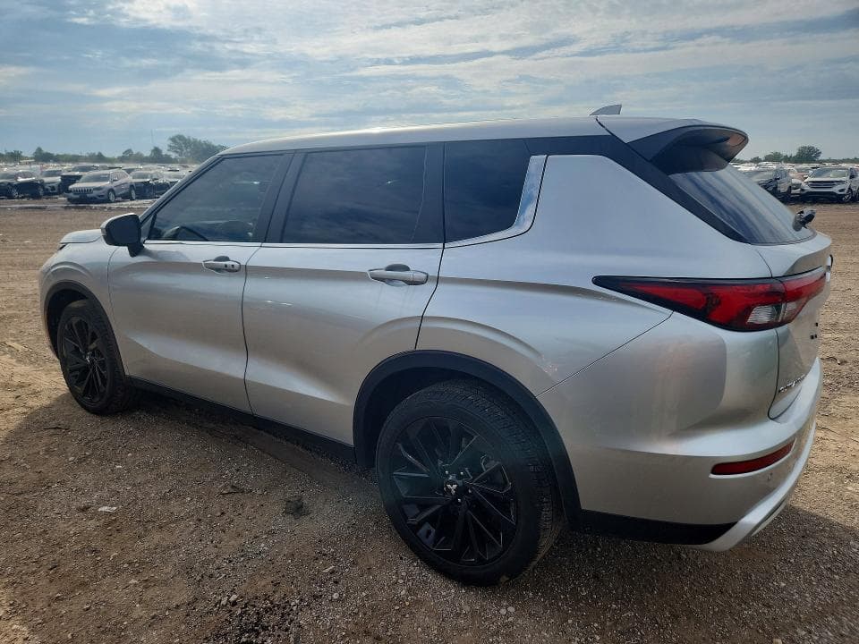 2024 MITSUBISHI OUTLANDER SE 2