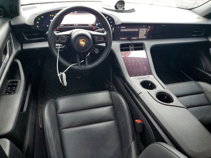 2020 PORSCHE TAYCAN 4S 8