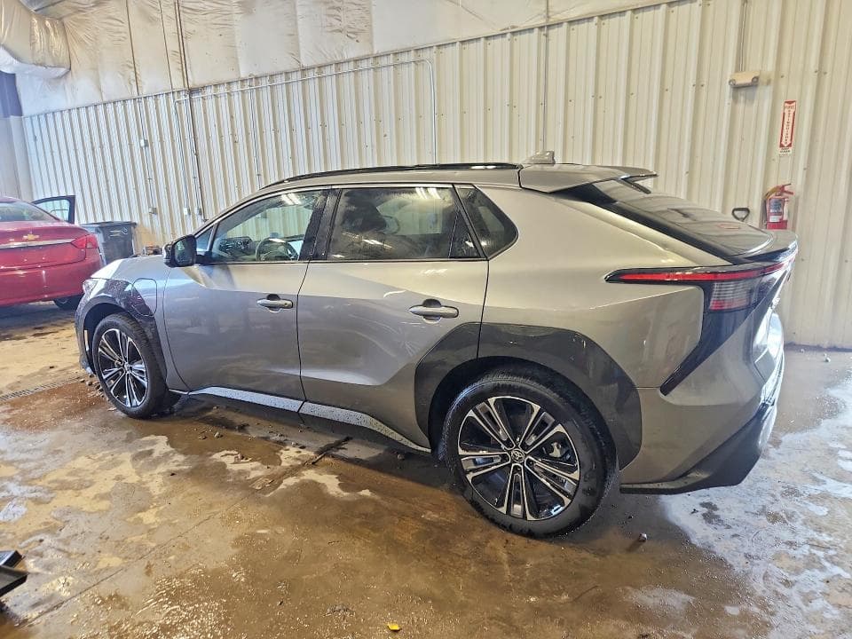 2023 TOYT UNKNOWN 2