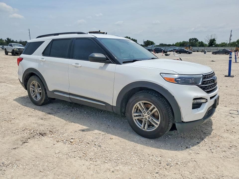 2021 FORD EXPLORER XLT 4