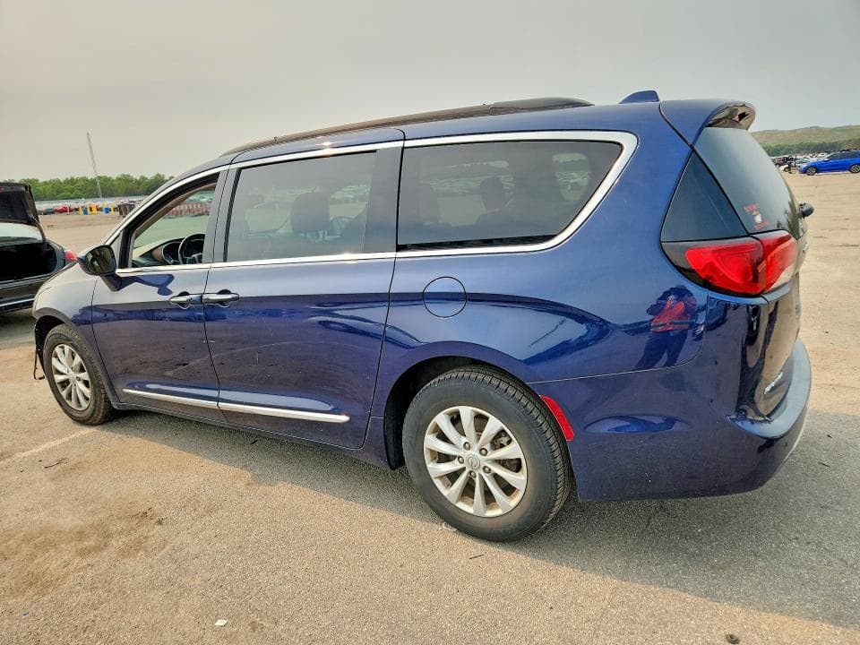 2017 CHRYSLER PACIFICA TOURING L 2