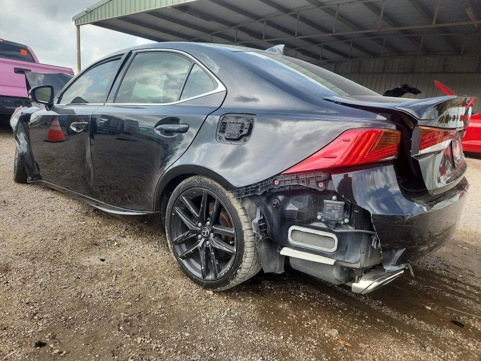 2018 LEXUS IS 300 2