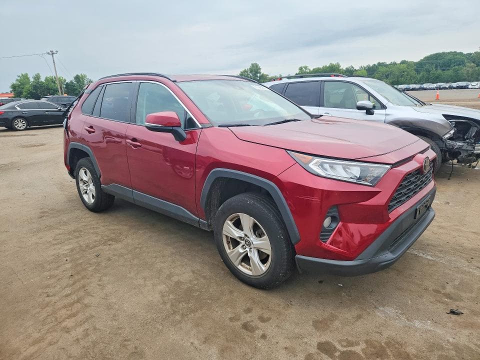 2021 TOYOTA RAV4 XLE 4