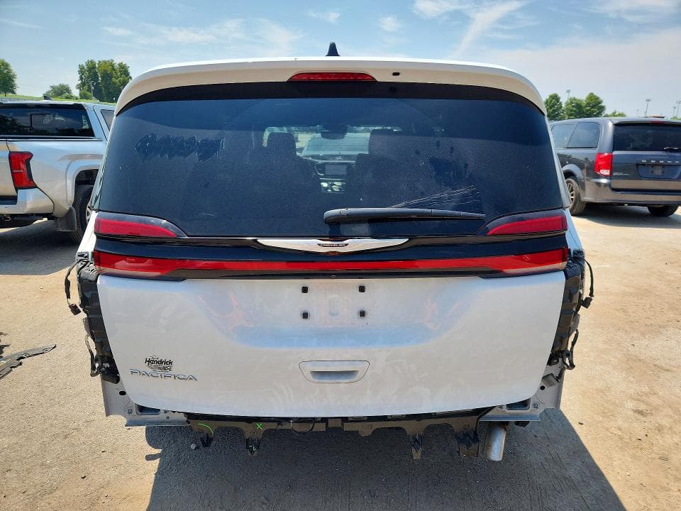 2025 CHRYSLER PACIFICA SELECT 6