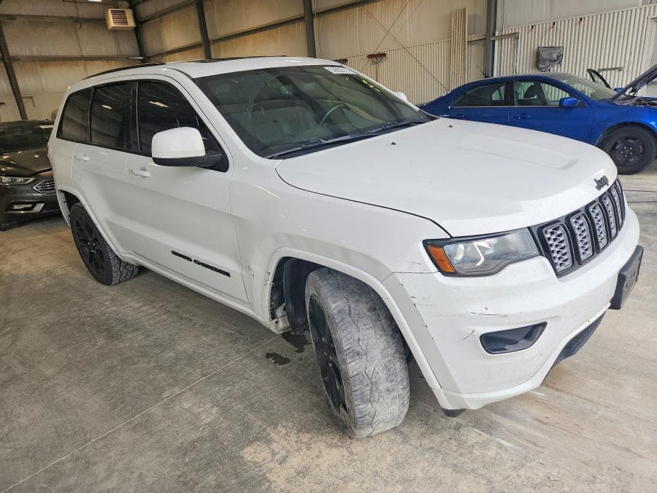2019 JEEP GRAND CHEROKEE LAREDO 4