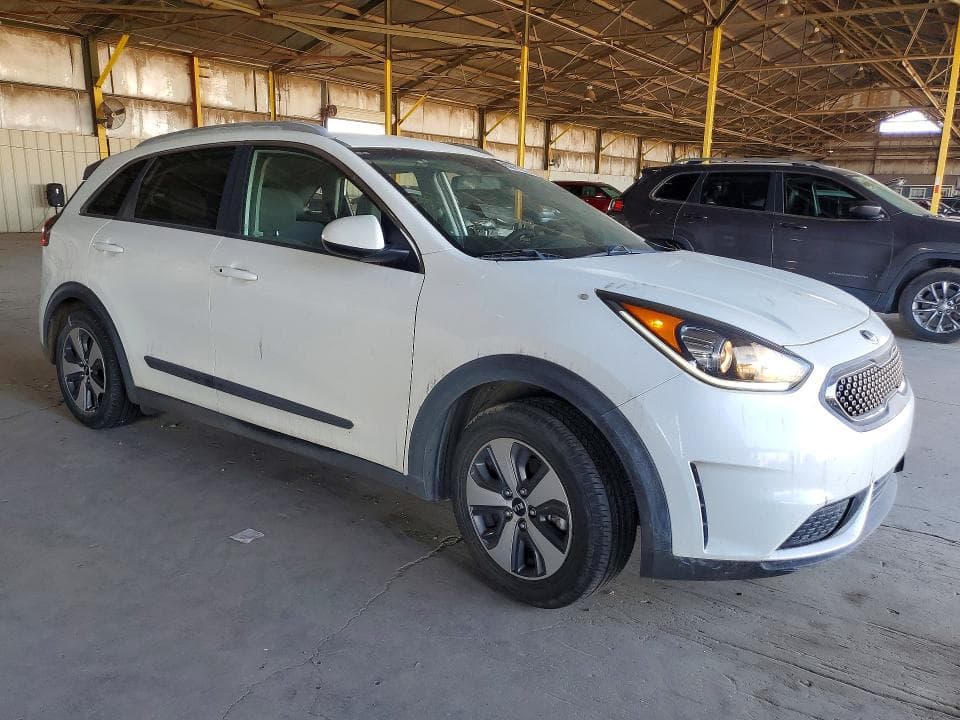 2019 KIA NIRO LX 4