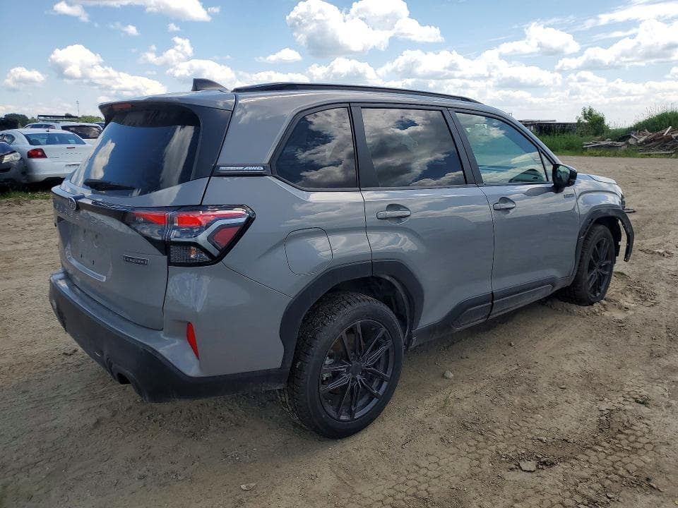 2025 SUBARU FORESTER 3