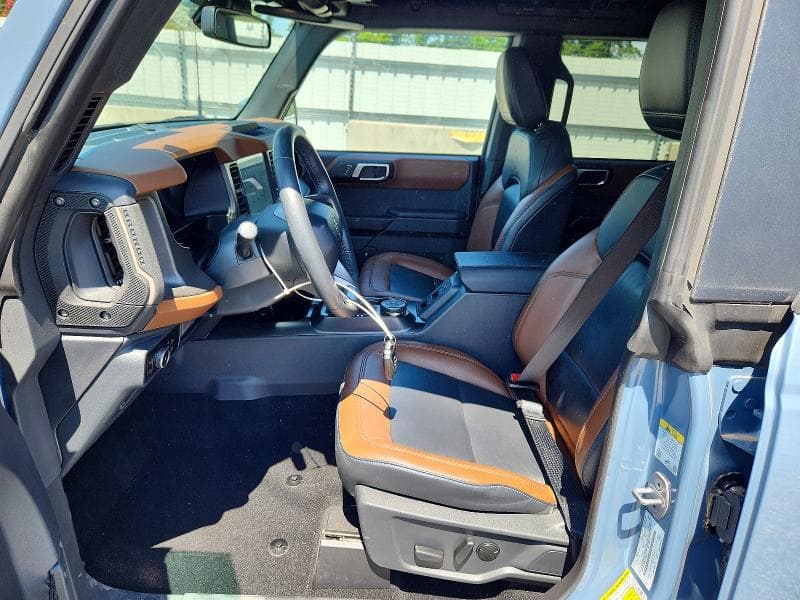 2024 FORD BRONCO OUTER BANKS 7