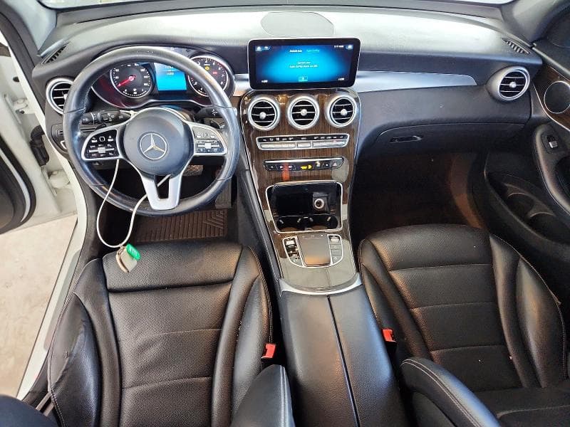 2020 MERCEDES-BENZ GLC 300 8