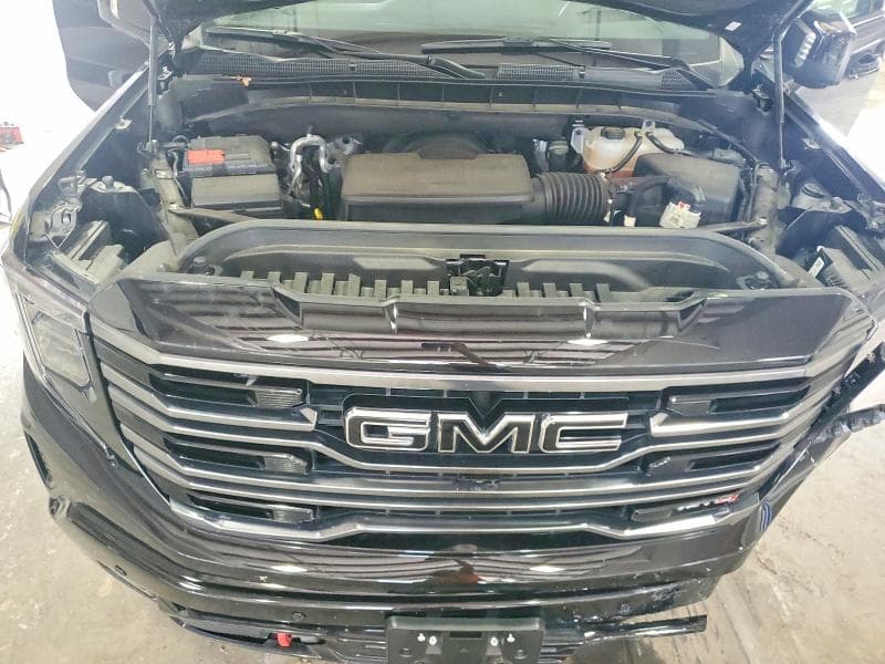 2025 GMC SIERRA K1500 AT4 11