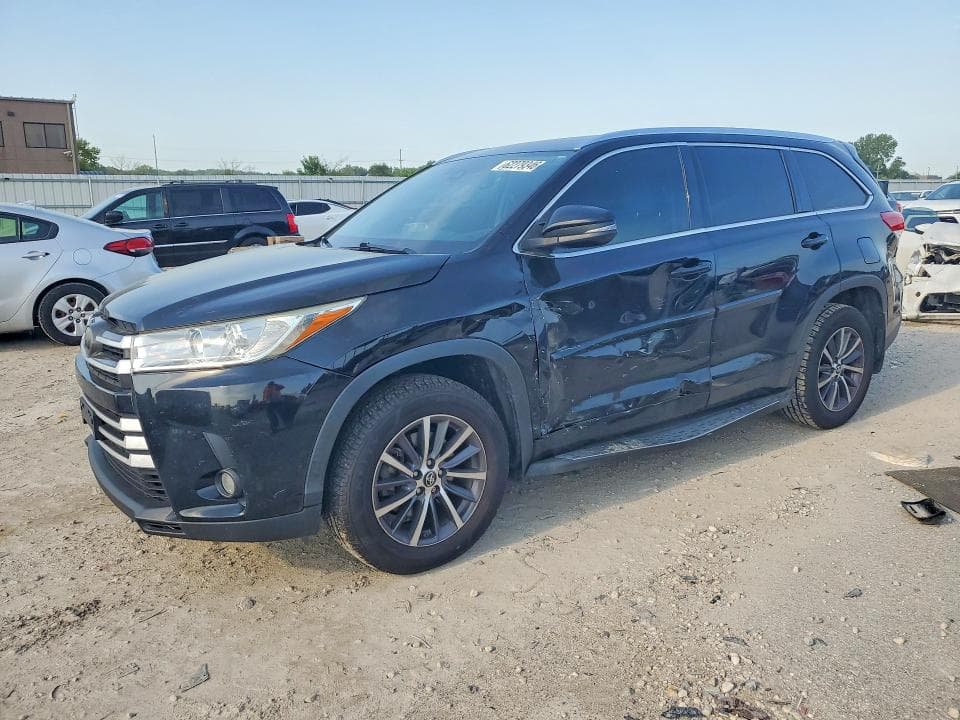 2017 TOYOTA HIGHLANDER XLE - 1