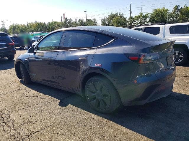 2025 TESLA MODEL Y 2