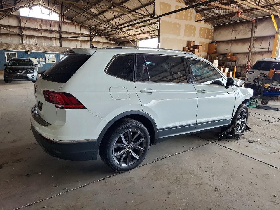 2022 VOLKSWAGEN TIGUAN SE 3