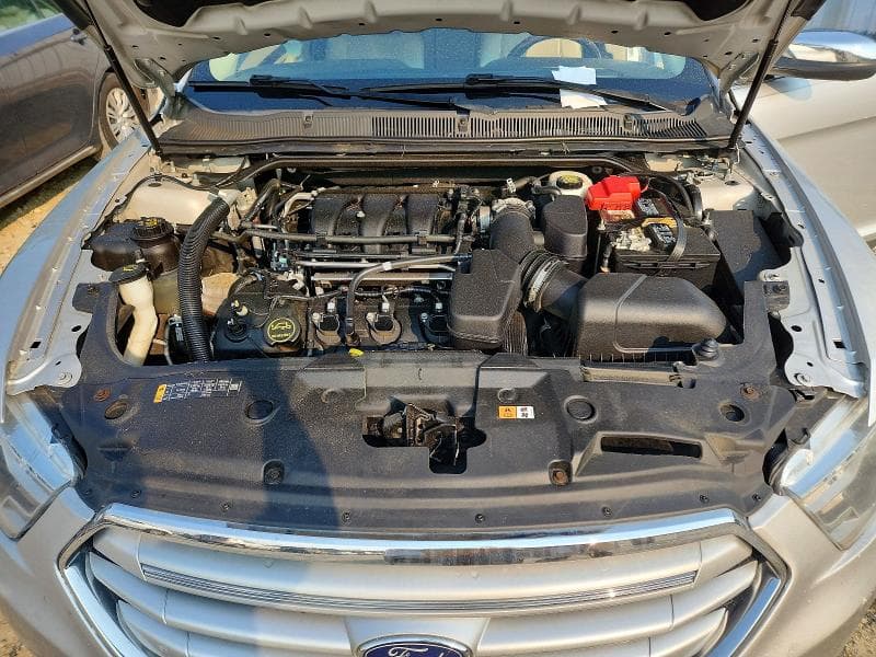 2018 FORD TAURUS LIMITED 11