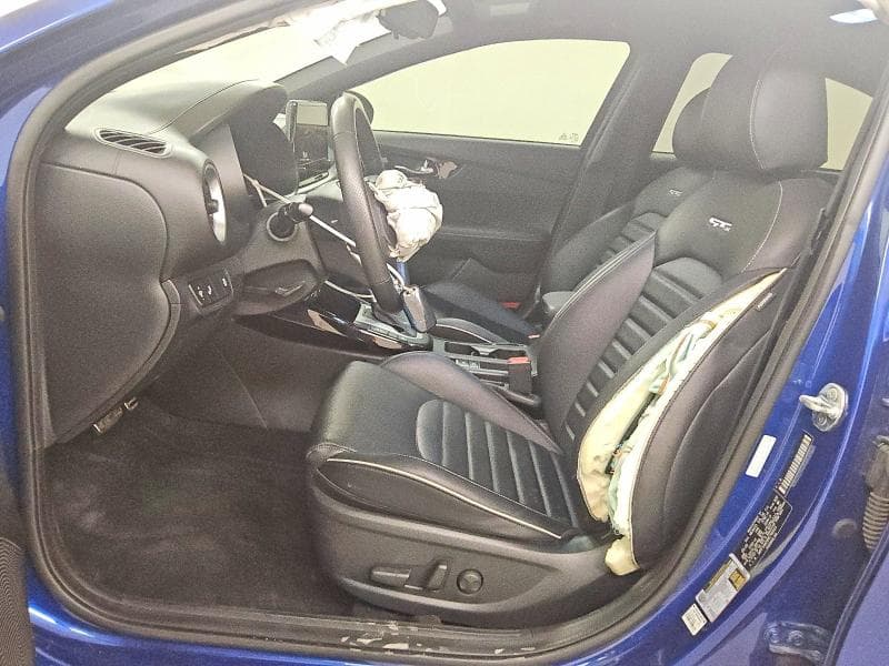 2024 KIA FORTE GT LINE 7