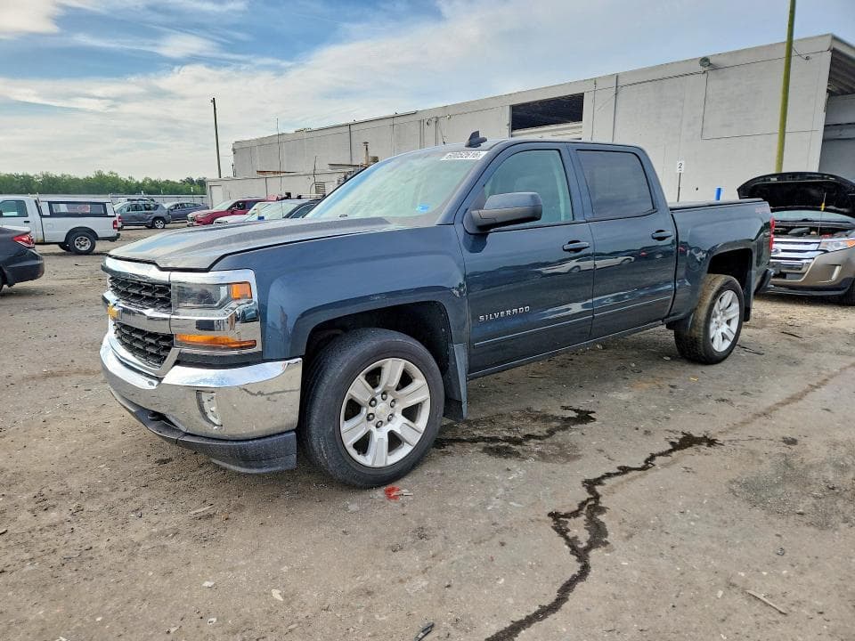 2017 CHEVROLET SILVERADO K1500 LT - 1