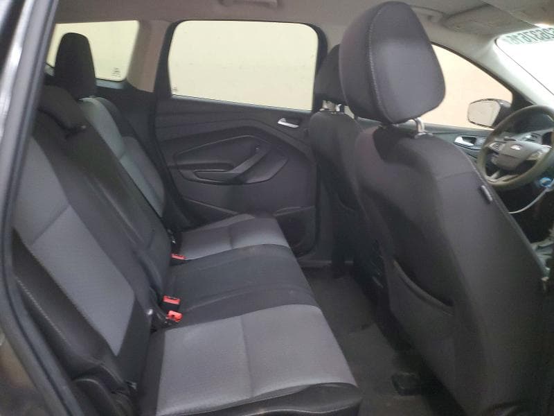 2017 FORD ESCAPE SE 11