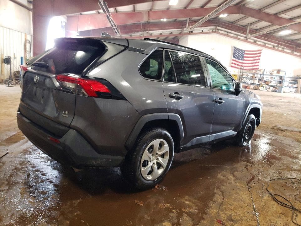 2021 TOYOTA RAV4 LE 3
