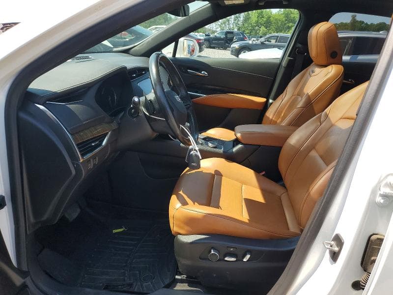 2019 CADILLAC XT4 7