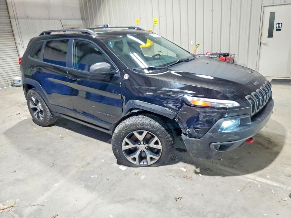 2017 JEEP CHEROKEE TRAILHAWK 4