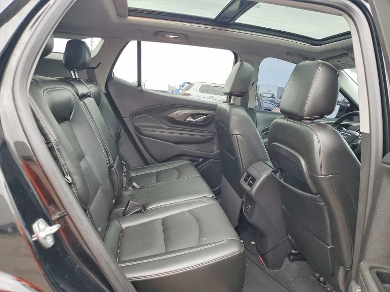 2023 GMC TERRAIN SLT 11
