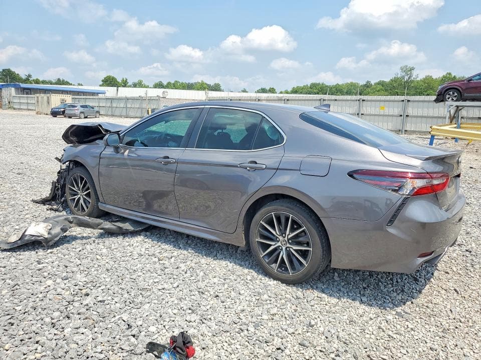 2021 TOYOTA CAMRY SE 2