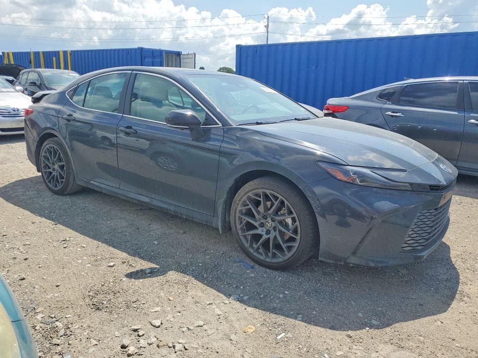 2026 TOYOTA CAMRY XLE 4