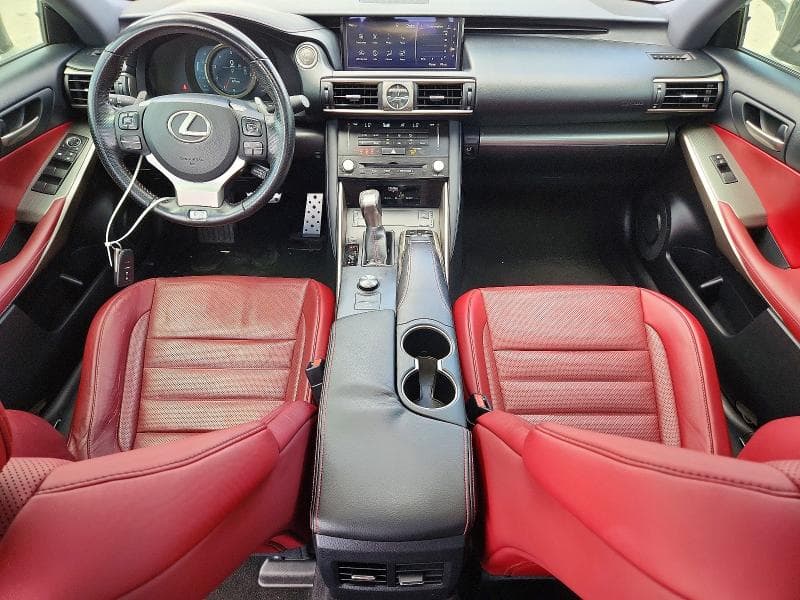2017 LEXUS IS 350 8