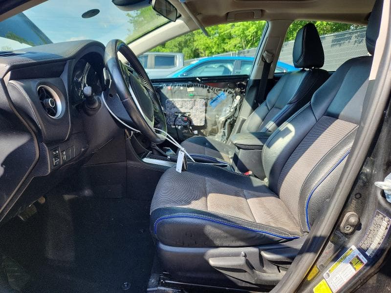 2017 TOYOTA COROLLA SE 7
