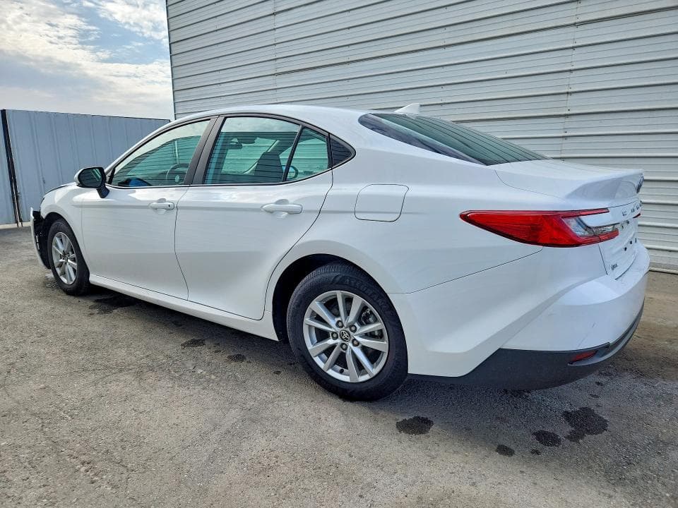2025 TOYOTA CAMRY LE 2