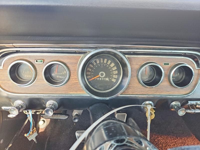 1965 FORD MUSTANG 9