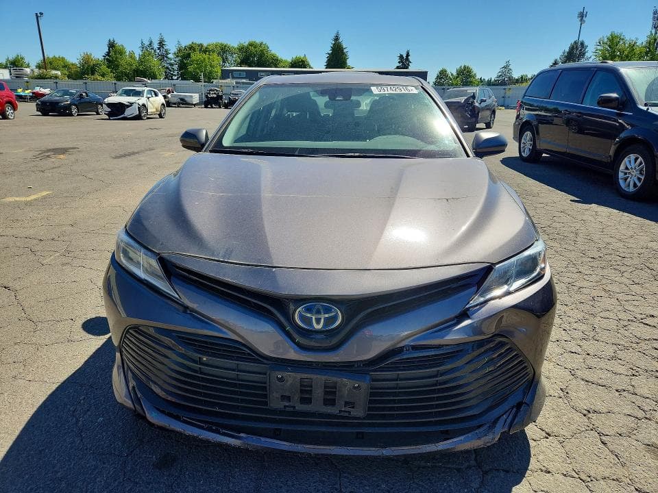 2020 TOYOTA CAMRY LE 5