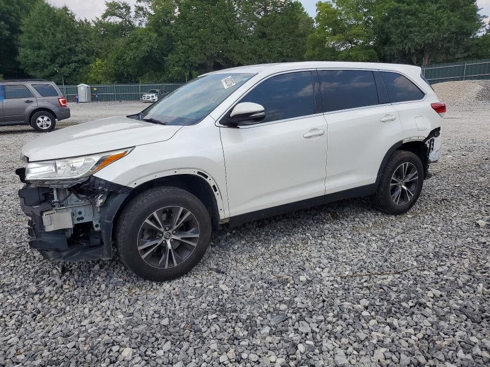 2019 TOYOTA HIGHLANDER LE - 1
