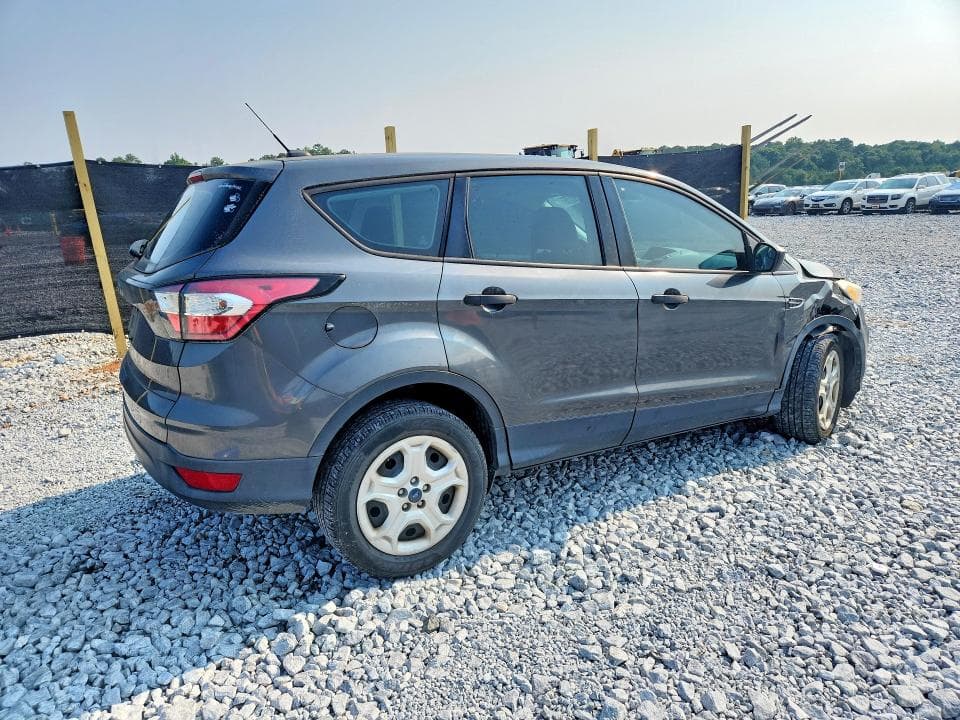 2017 FORD ESCAPE S 3