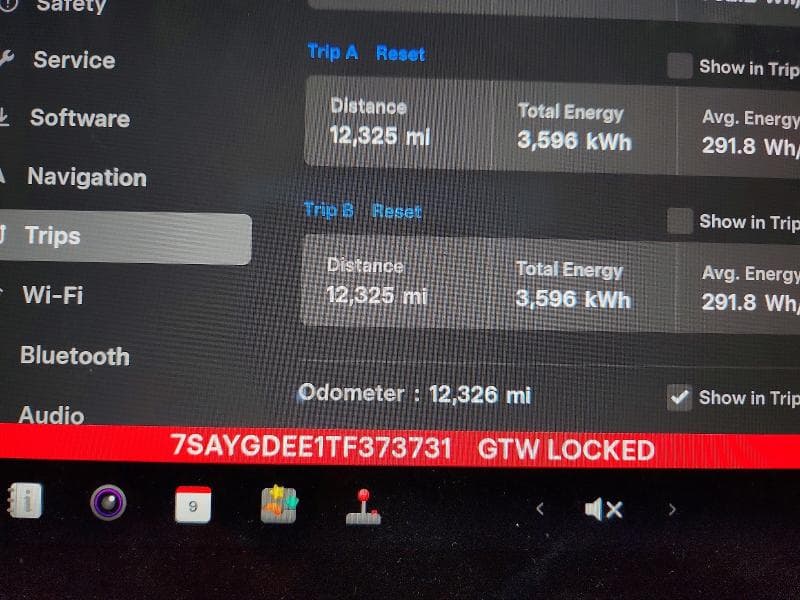 2026 TESLA MODEL Y 9