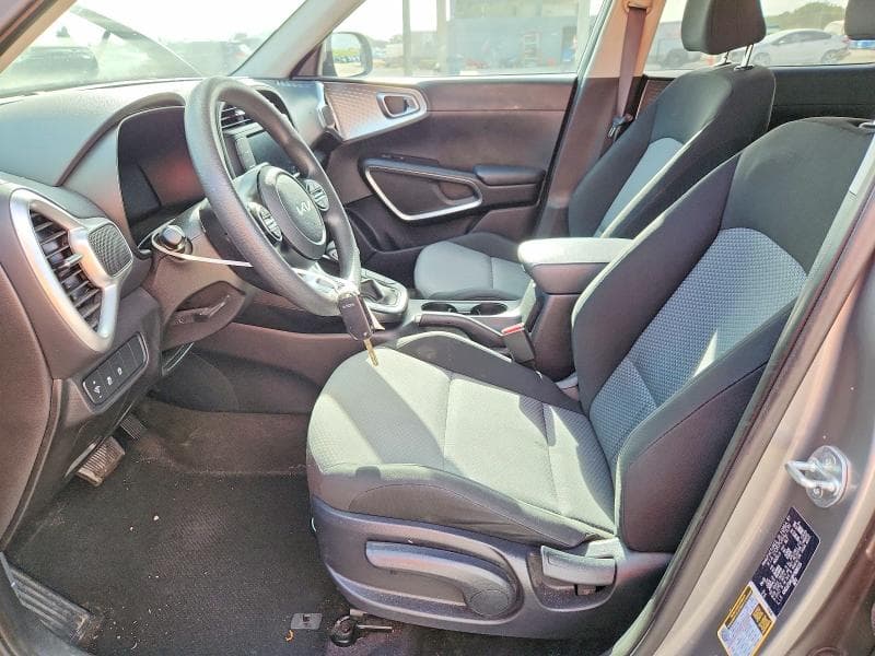 2023 KIA SOUL LX 7