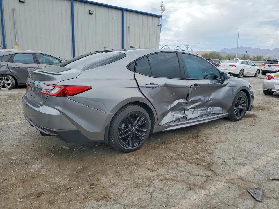 2026 TOYOTA CAMRY SE 3