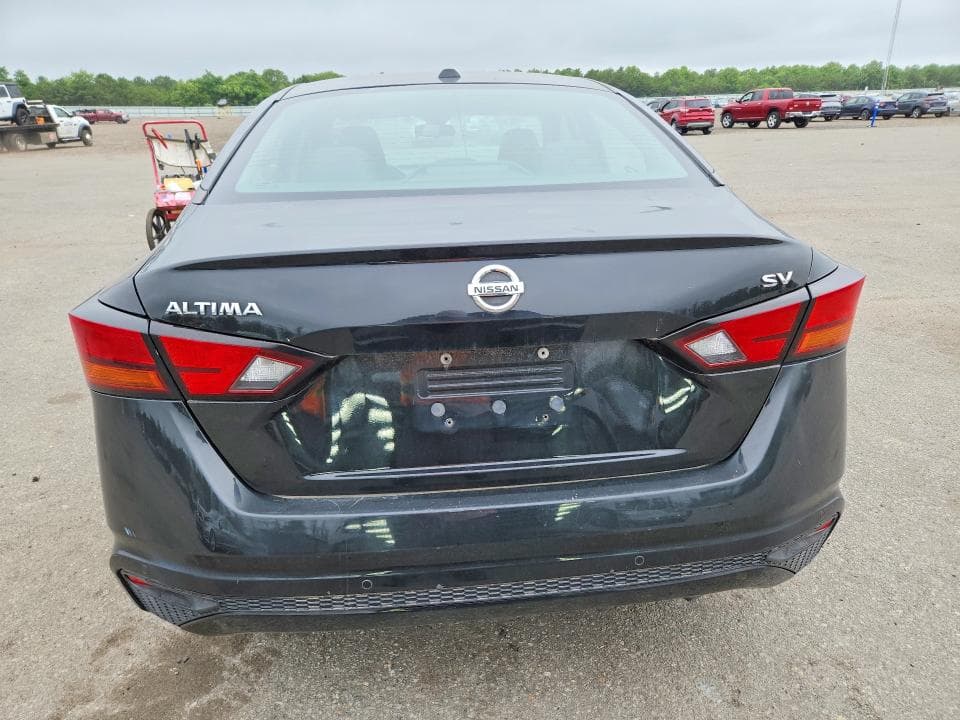 2021 NISSAN ALTIMA SV 6
