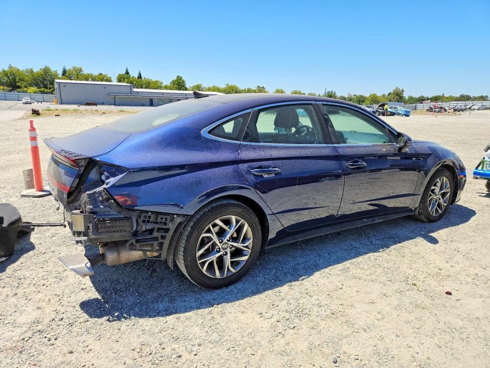 2021 HYUNDAI SONATA SEL 3
