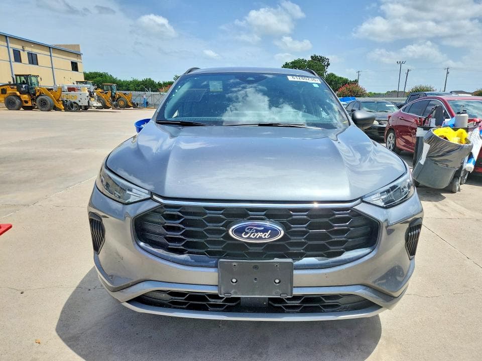 2024 FORD ESCAPE ST LINE 5
